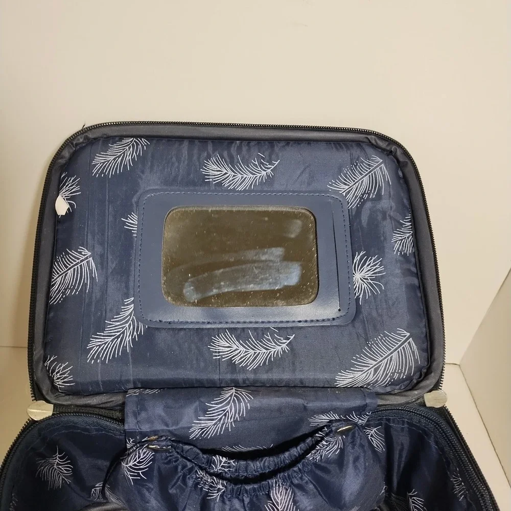 Vintage Tapestry Faithful Companion Toiletry‎ Makeup Bag Case With Lock & 2 Keys